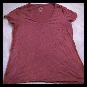 American Eagle Dark red ultimate t-shirt